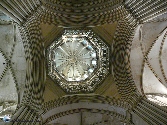 Coutances-katedralis lámpatorony