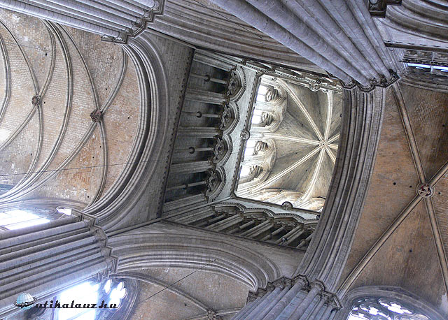 Rouen Notre Dame - lámpatorony