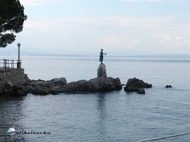 Abbázia - Csendes zug a tengerparton