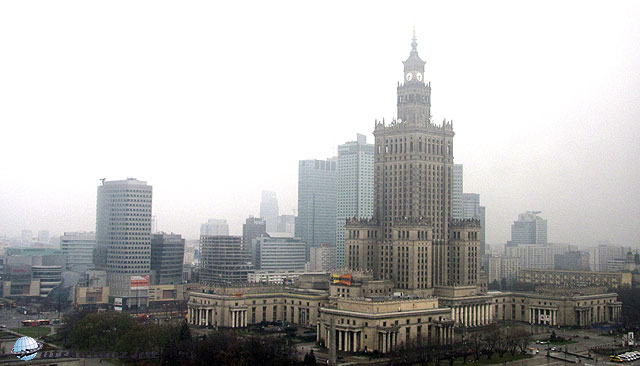A Tudományok Palotája és új toronyházak Varsó