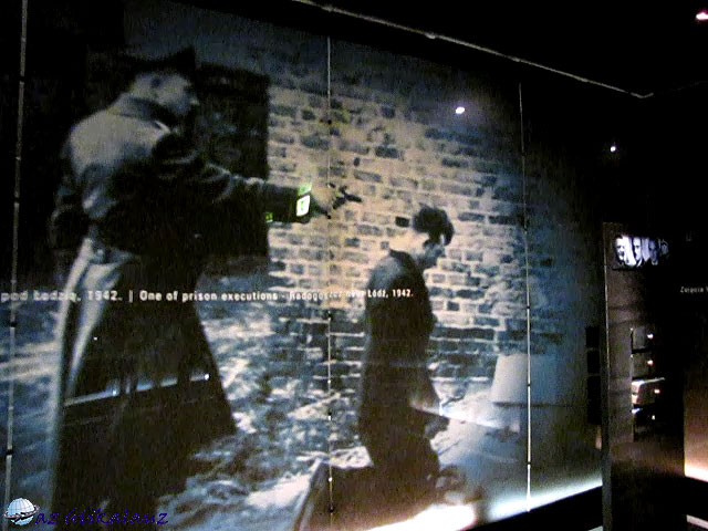 Képek a Varsói Felkelés Múzeumáról