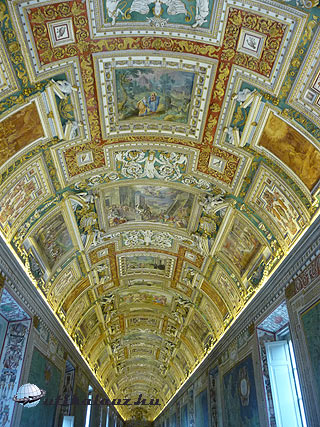 Vatikáni múzeumok A Galleria delle carte Geographice mennyezete