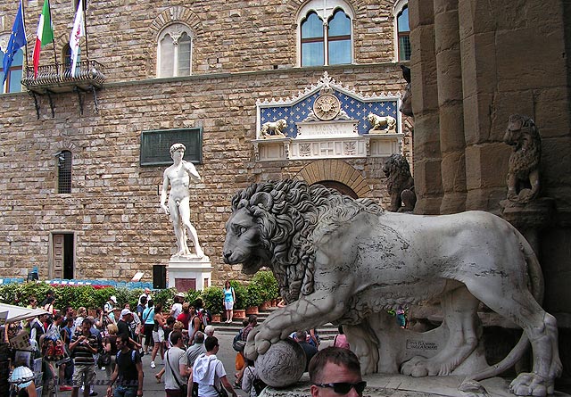 Firenze, a Palazzo Vechio előtt
