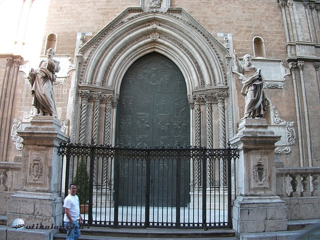 A Palermói Katedrális jelenleg nem használt főbejárata