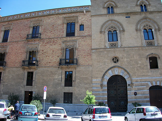 Palermo Felújított épületek az Óvárosban