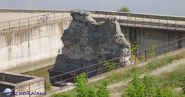 Duna - a Kis-Kazán-szoros Trajanus hídja