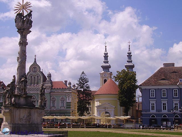 Temesvár - barokk-klasszicista Kossuth tér
