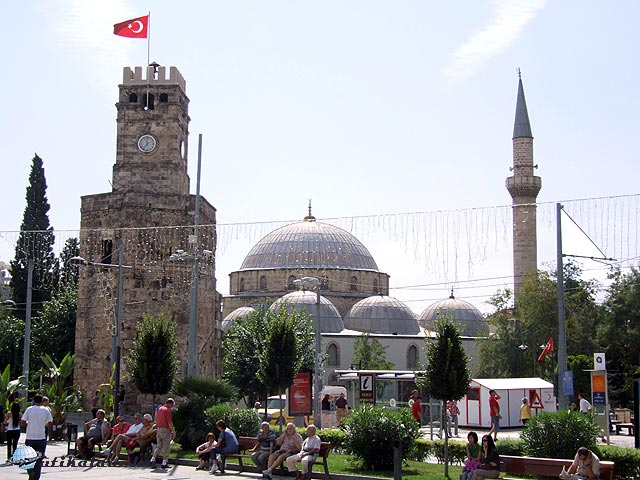 Hadrianus kapu Antalyában Törökország